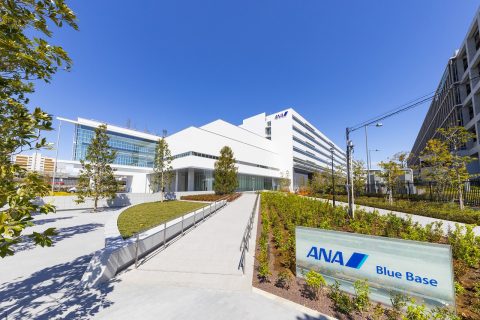 ANA Blue Base （全日本空輸株式会社）