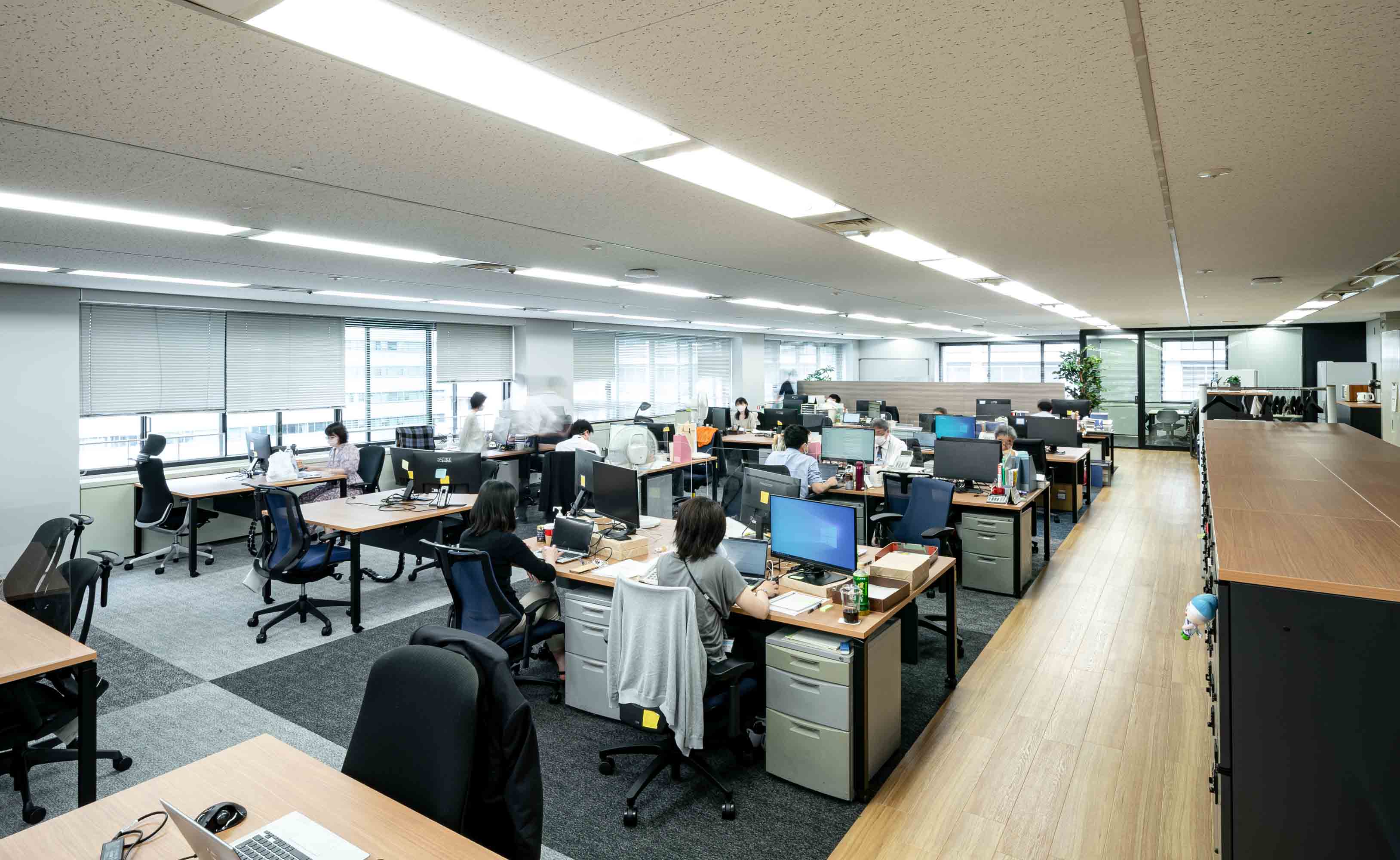 経済産業省 オフィス