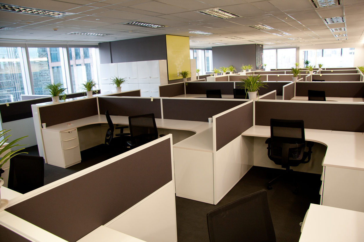 オフィスを間仕切り快適な労働環境作り！種類別の特徴から徹底解説