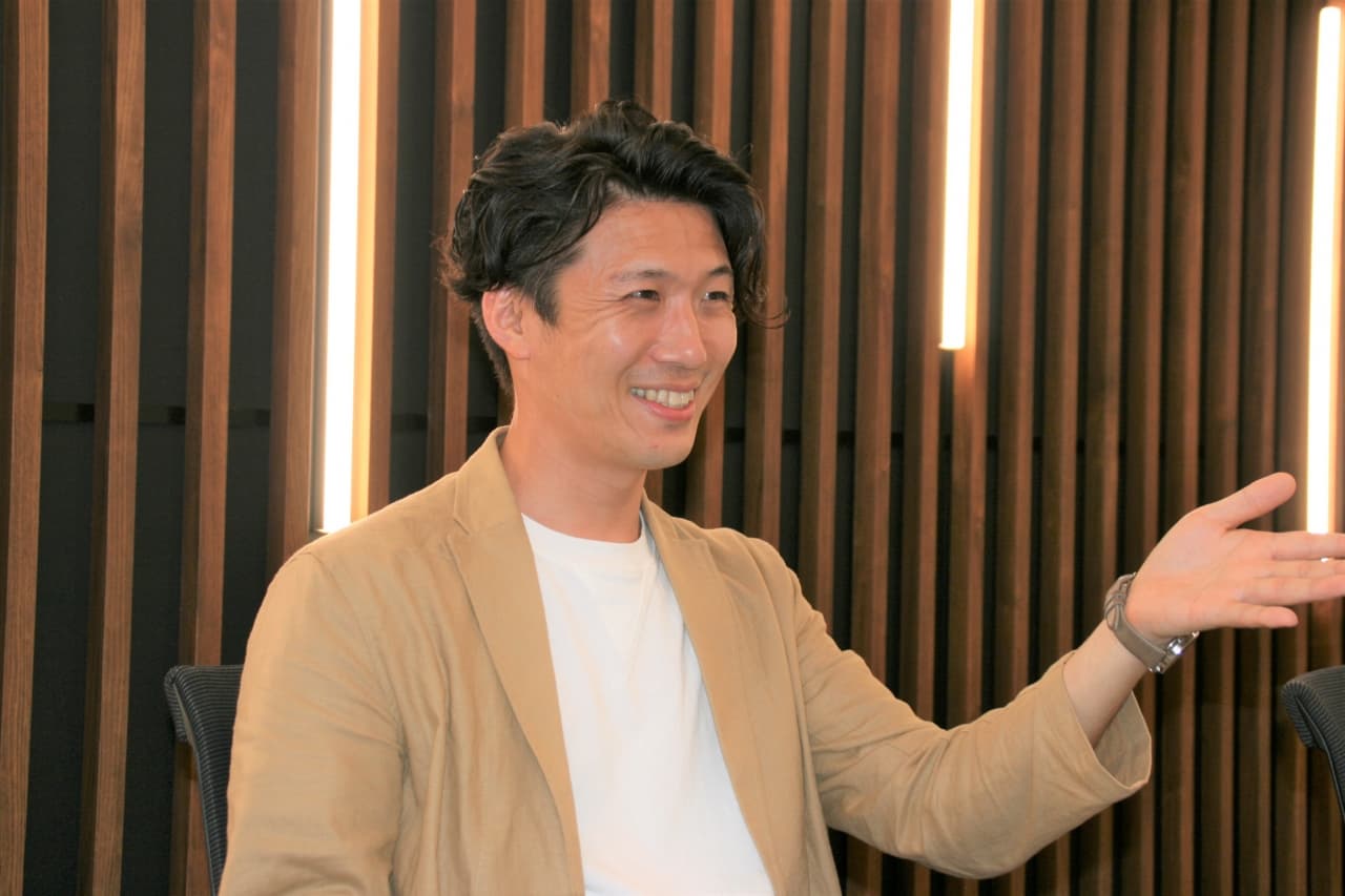 アイリスチトセ 阿世賀デザイナー