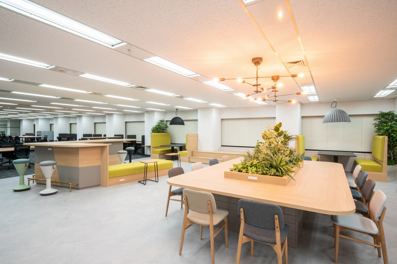 アイリスチトセ株式会社 アイリスチトセ株式会社