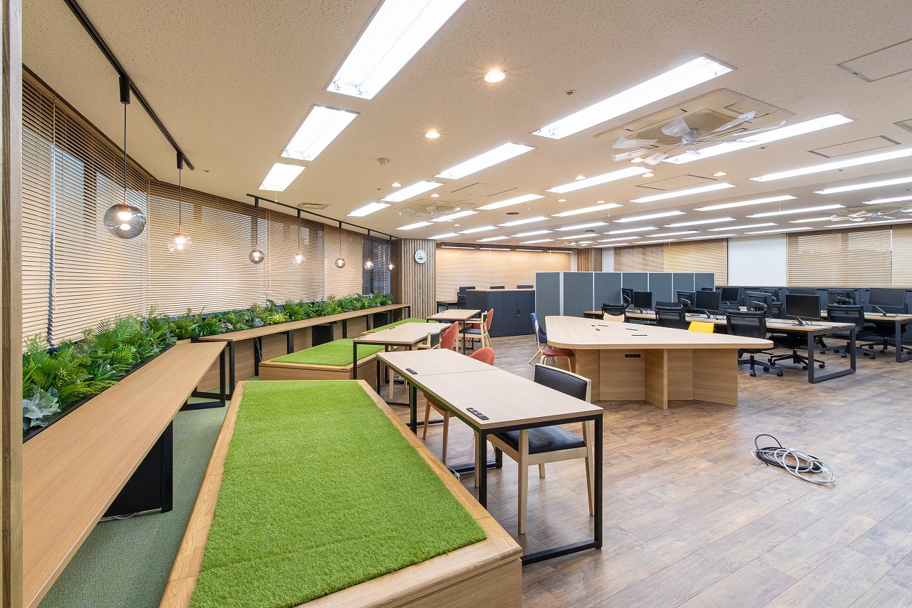 株式会社穴吹ハウジングサービス 博多支店