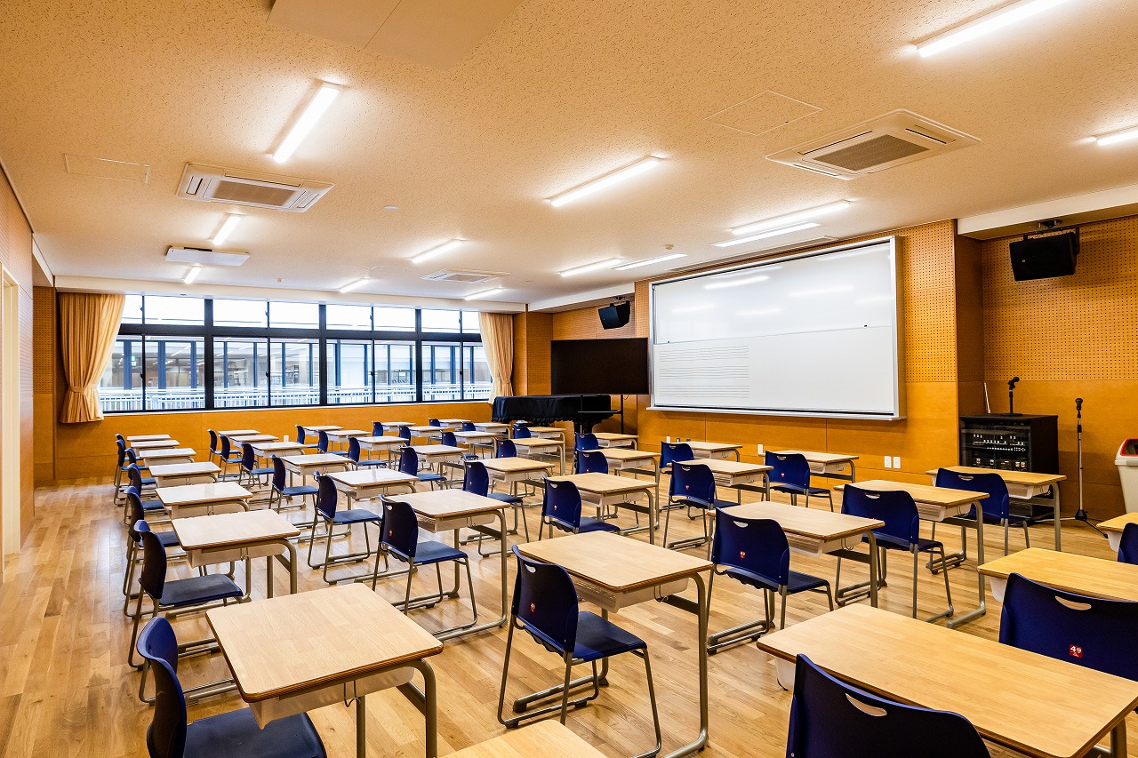 豊中市立　庄内さくら学園中学校