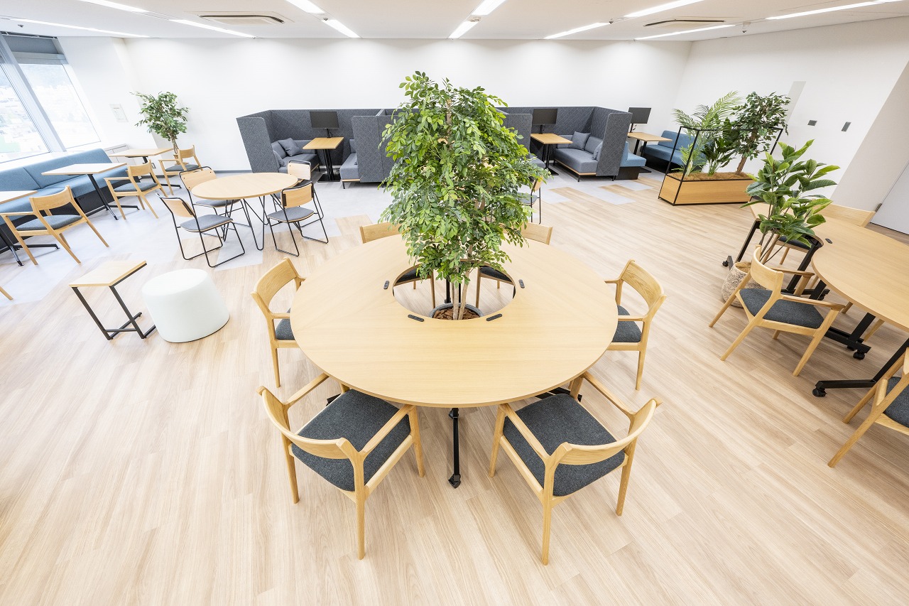 株式会社トーカイ　本社オフィス
