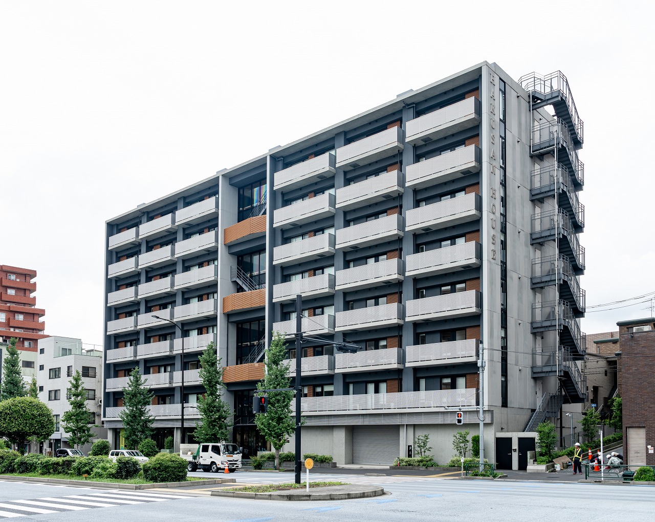 HAKUSAN HOUSE
