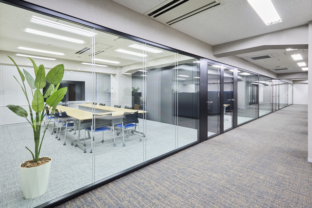 王子ホールディングス株式会社