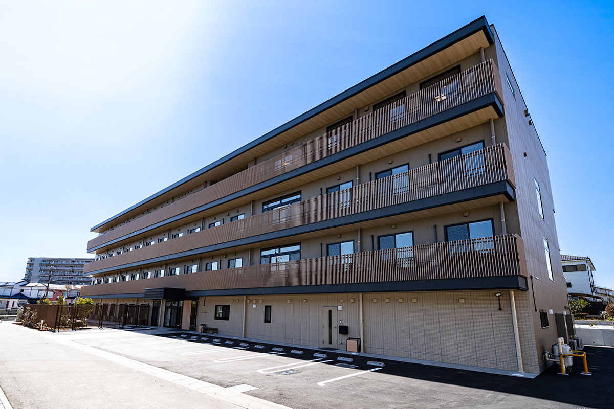 プラウドライフ株式会社 介護付有料老人ホーム はなことば入間藤沢