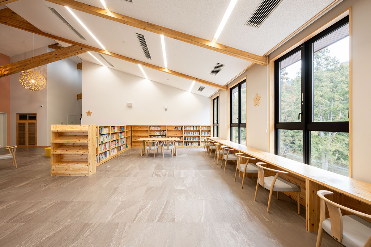 山県市いわ桜コミュニティセンター