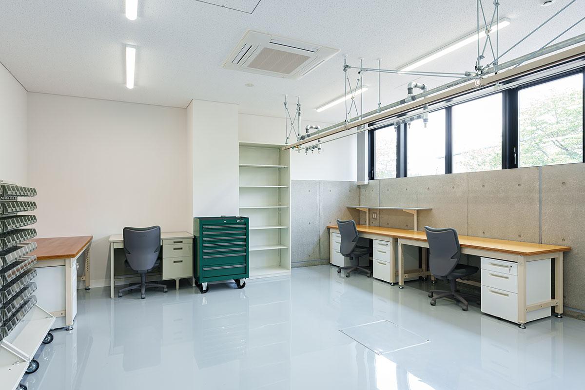 デサントアパレル株式会社 水沢工場