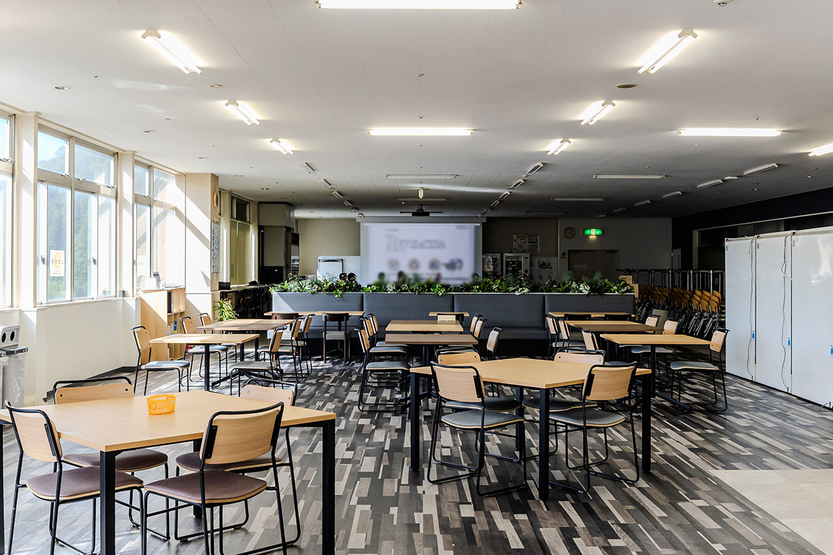 株式会社アイシン福井　本社食堂