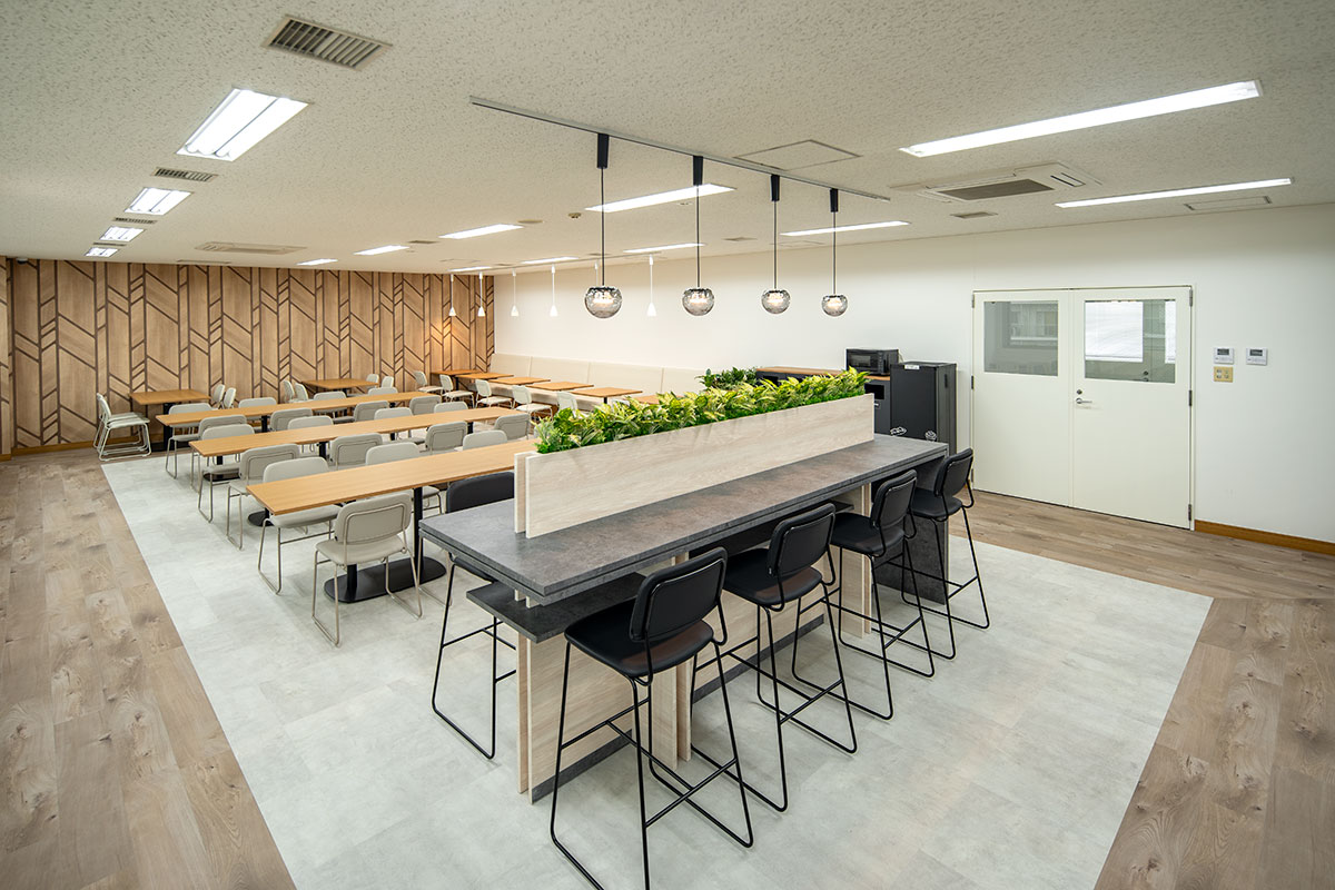 株式会社ベルーナ