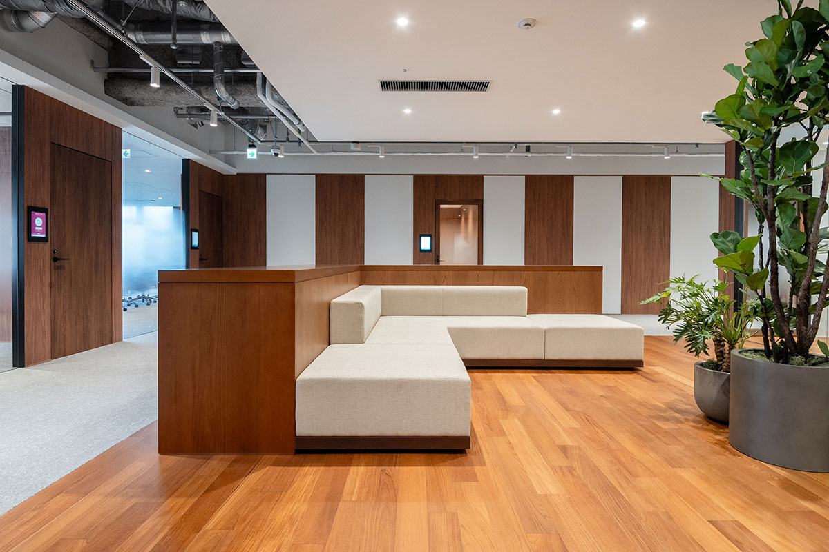 福岡地所株式会社 天神住友生命FJビジネスセンター