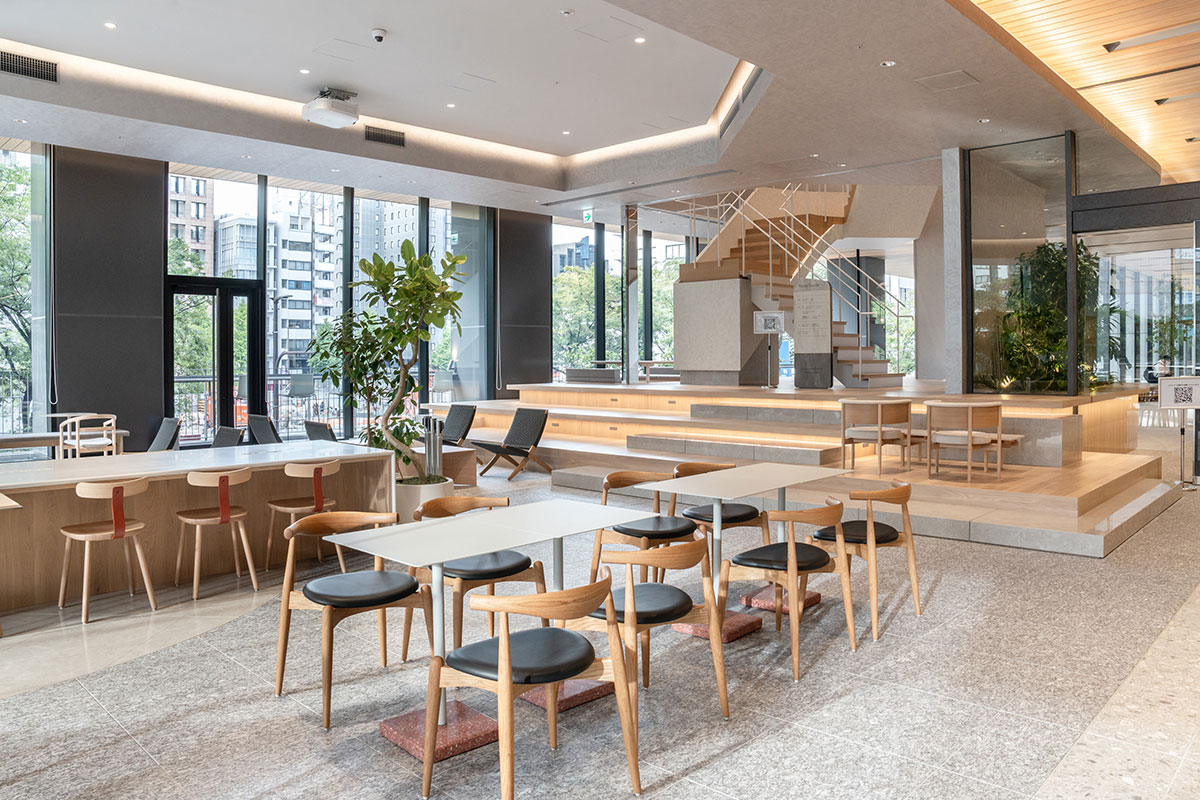 福岡地所株式会社 天神住友生命FJビジネスセンター